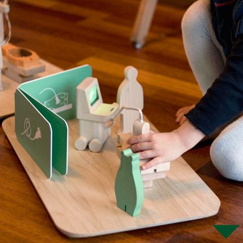 Novel_hospitalToy_480x480_F