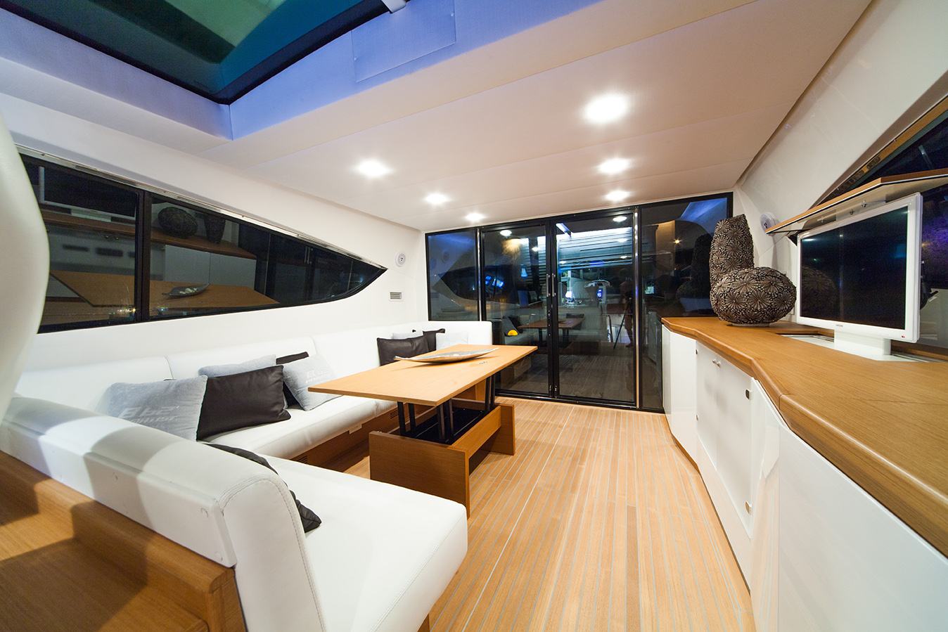 interno-primatist-b62-13