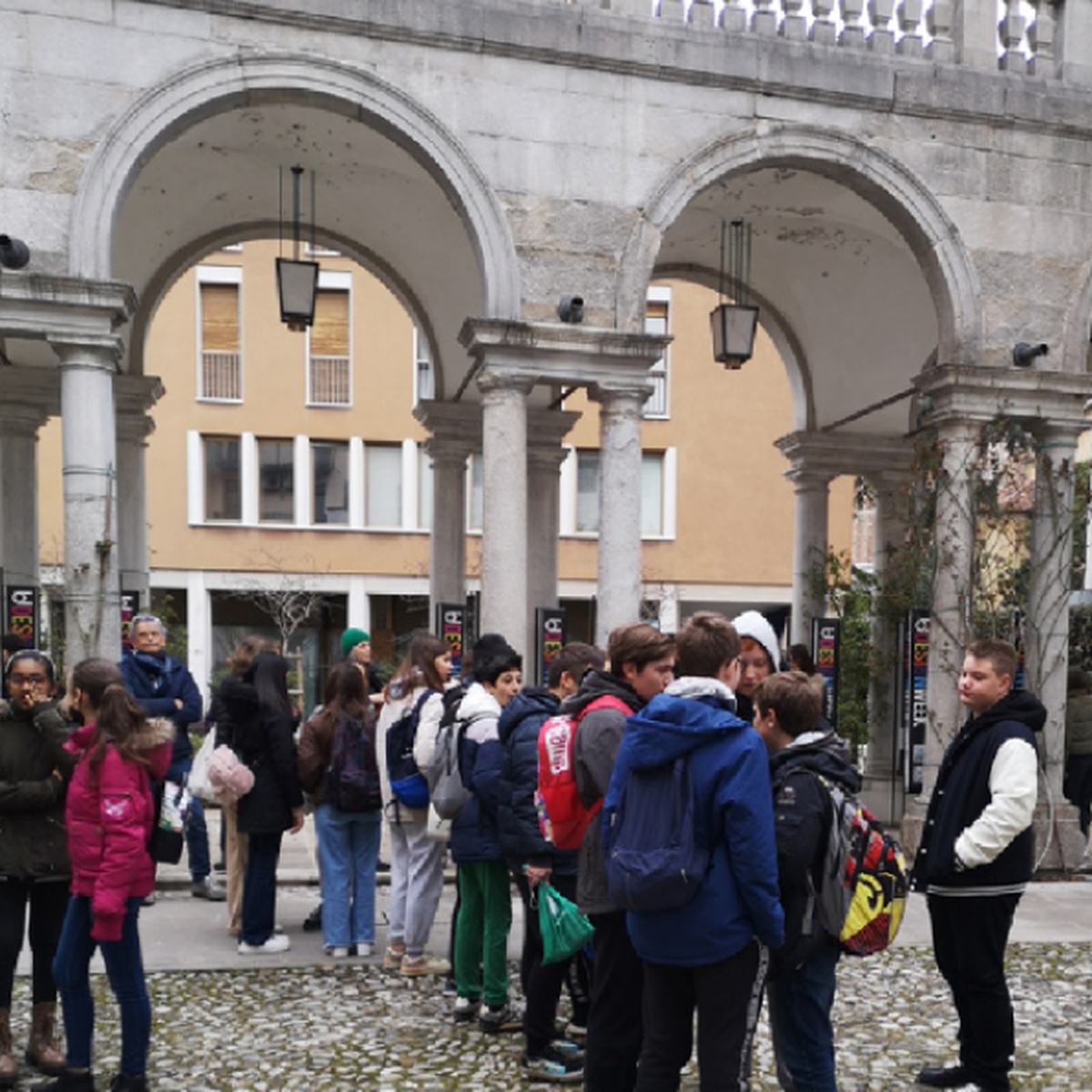 ragazzi_in_corte_morpurgo